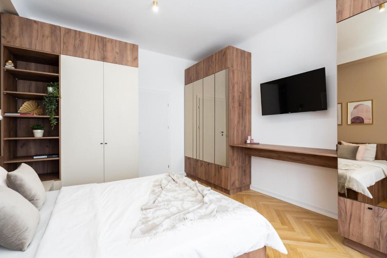 Old Town Bucharest, Luxury 2 Bedrooms Apartment Ngoại thất bức ảnh