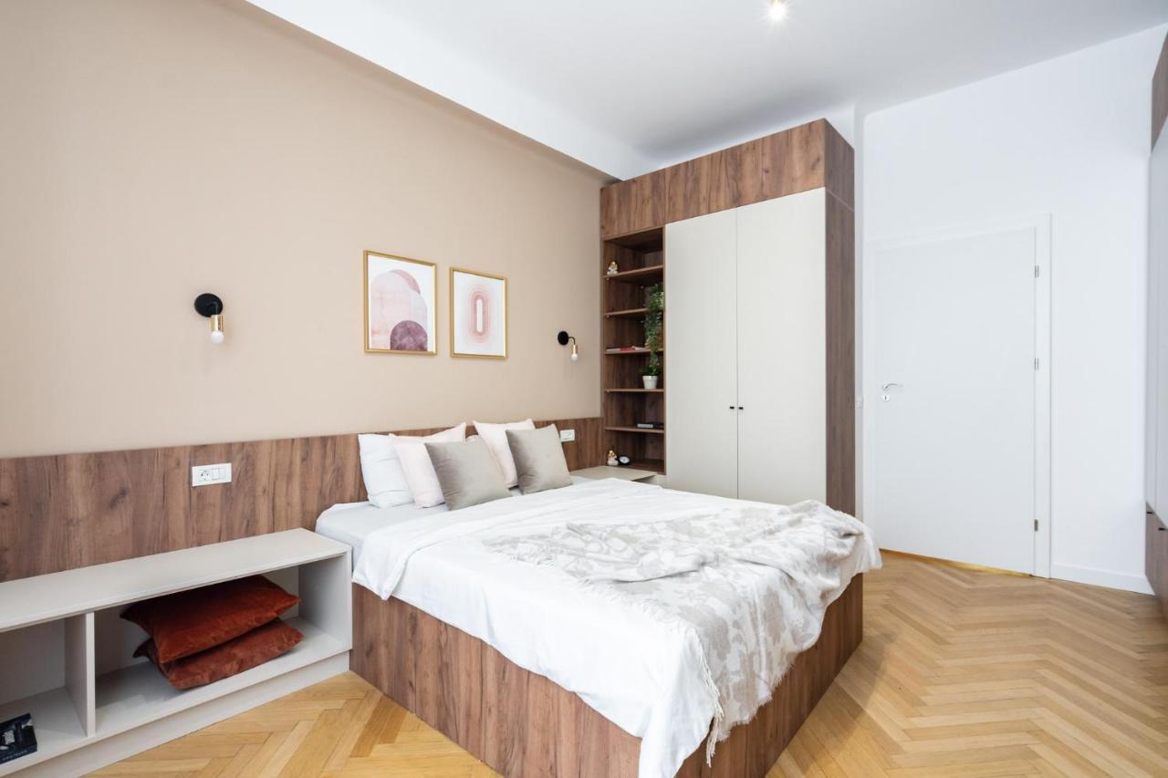 Old Town Bucharest, Luxury 2 Bedrooms Apartment Ngoại thất bức ảnh