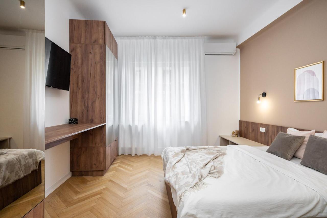 Old Town Bucharest, Luxury 2 Bedrooms Apartment Ngoại thất bức ảnh